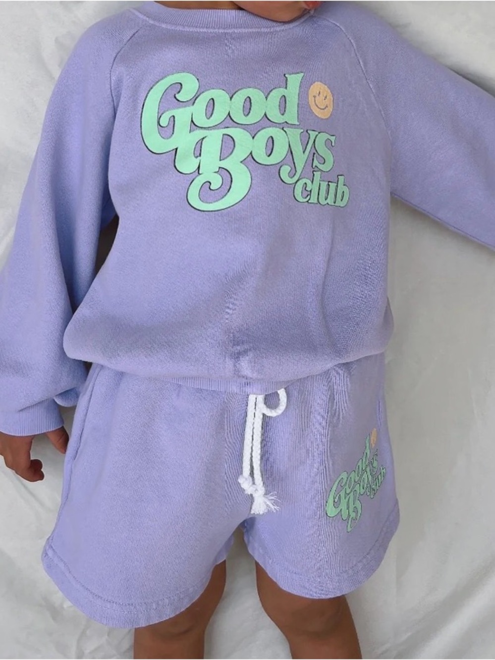 GRAPE SMILEY GOOD BOYS CLUB SWEATSHIRT & SHORTS